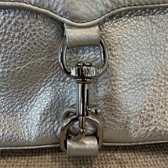 Rebecca Minkoff Silver Leather Crossbody Bag - Picture 3 of 11